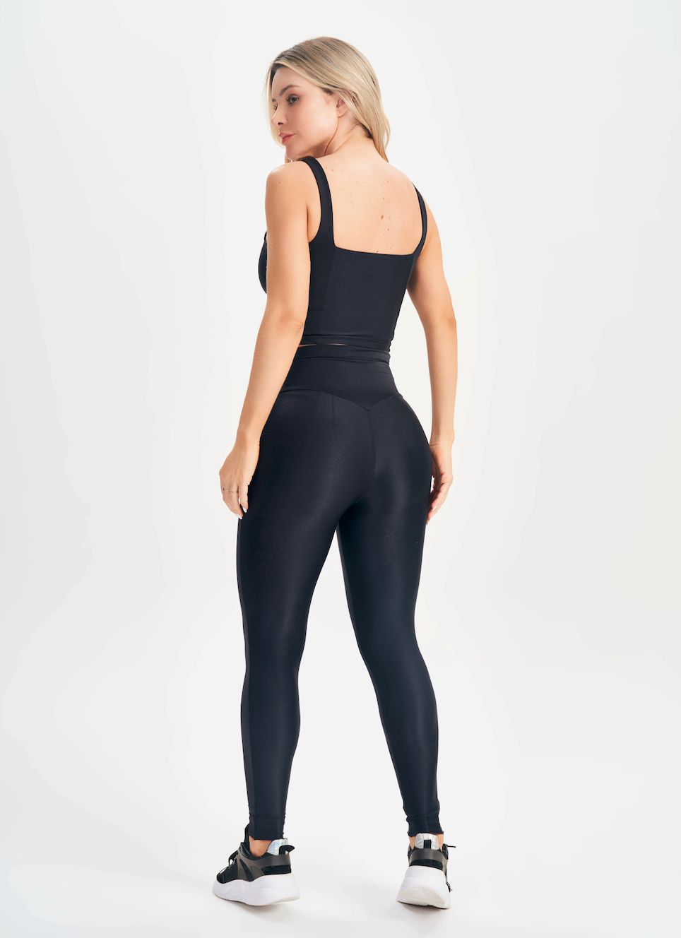 Conjunto Contour negro