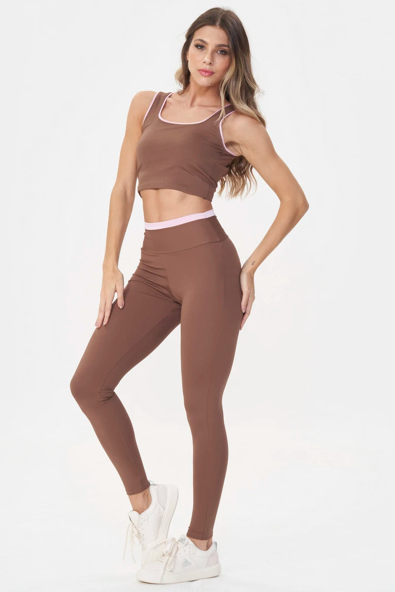 Conjunto Vibe Marrón