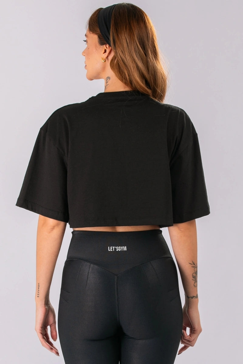Cropped Brand Up Negro